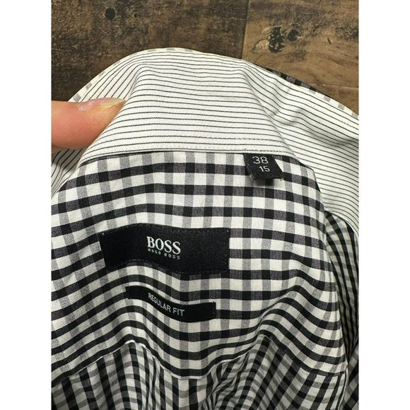 Hugo Boss Regular Fit Men's Long Sleeve Dress Shirt Size 15 - 38 - Picture 2 of 4